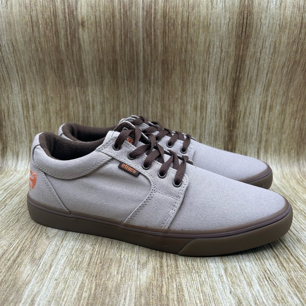 Etnies Skater Sneakers Men's Size 9.5 Tan Brown Low Top Textile Skate Shoes